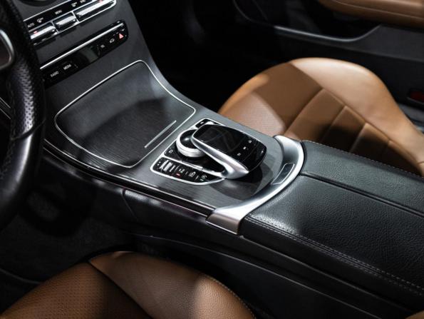 Mercedes-Benz C-Класс IV (W205) Рестайлинг с пробегом 2019 года, цена 3 099 700 рублей, 70129 км, купе, Автокод Объявления