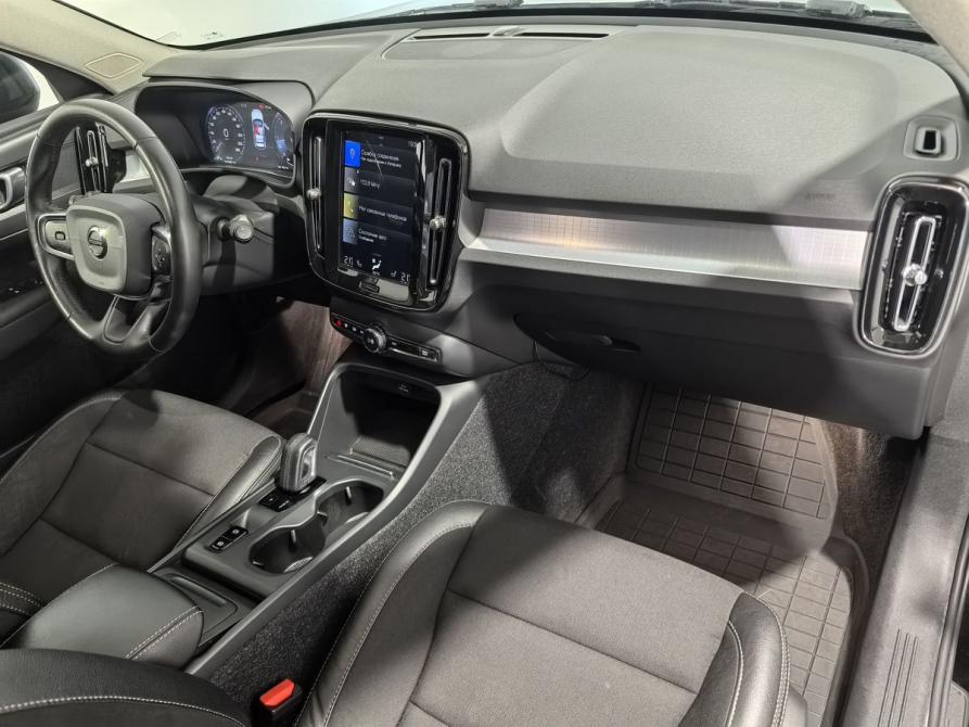 Volvo XC40 I Санкт-Петербург  - изображение 11