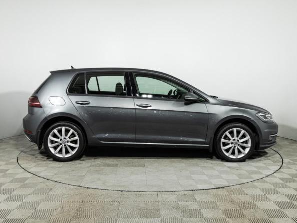Volkswagen Golf VII Рестайлинг с пробегом 2018 года, цена 1 989 000 рублей, 119218 км, хэтчбек, Автокод Объявления