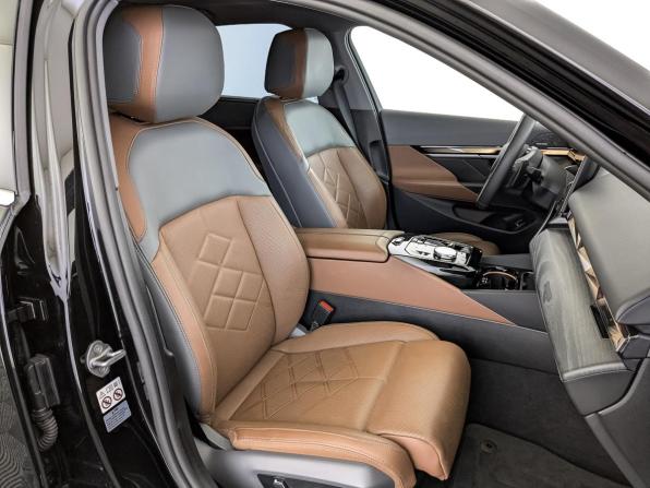 BMW 5 серии VIII (G60/G61/G68) с пробегом 2023 года, цена 7 150 000 рублей, 42353 км, седан, Автокод Объявления