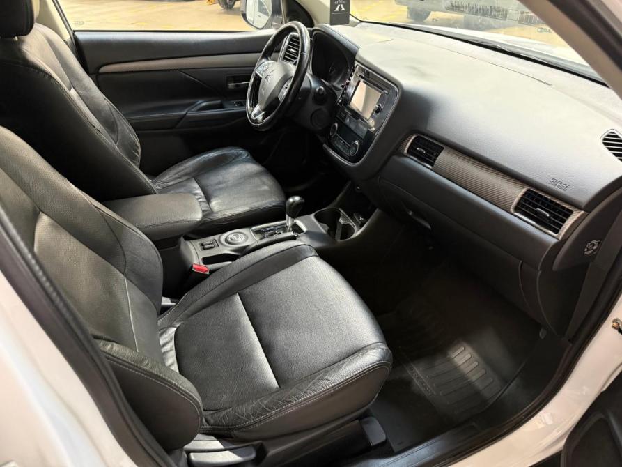 Mitsubishi Outlander III Рестайлинг 2 Тюмень  - изображение 5