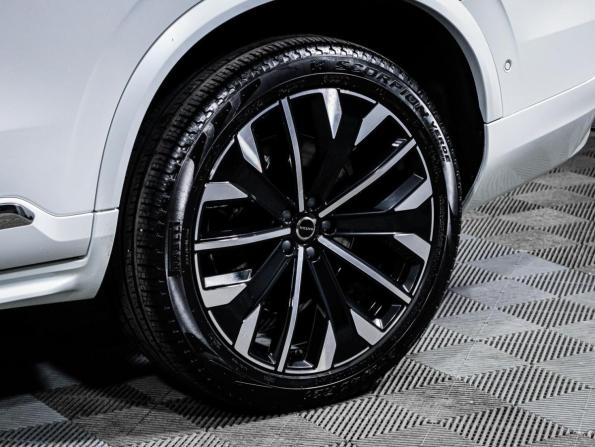 Volvo XC90 II Рестайлинг 2 с пробегом 2025 года, цена 8 200 000 рублей, 11605 км, внедорожник, Автокод Объявления