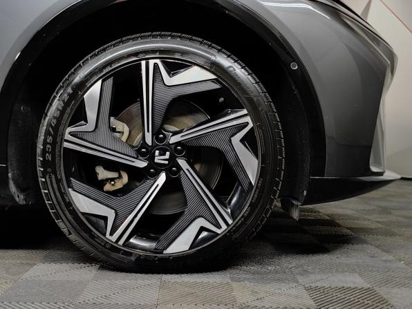Rising Auto R7 с пробегом 2022 года, цена 2 915 000 рублей, 43116 км, внедорожник, Автокод Объявления