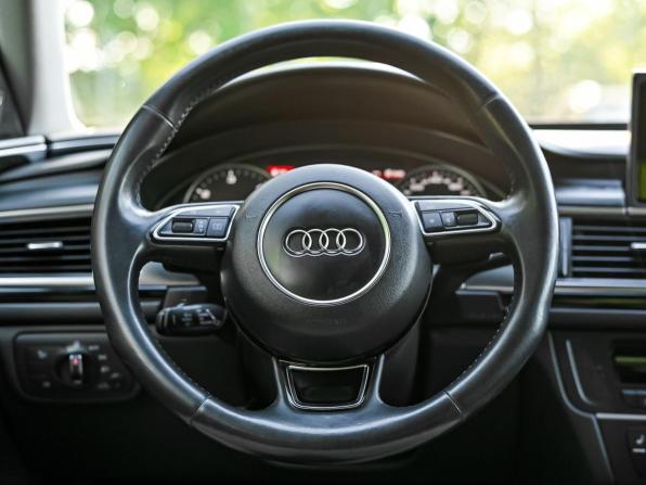 Audi A6 allroad III (C7) Рестайлинг с пробегом 2018 года, цена 3 588 000 рублей, 173416 км, универсал, Автокод Объявления