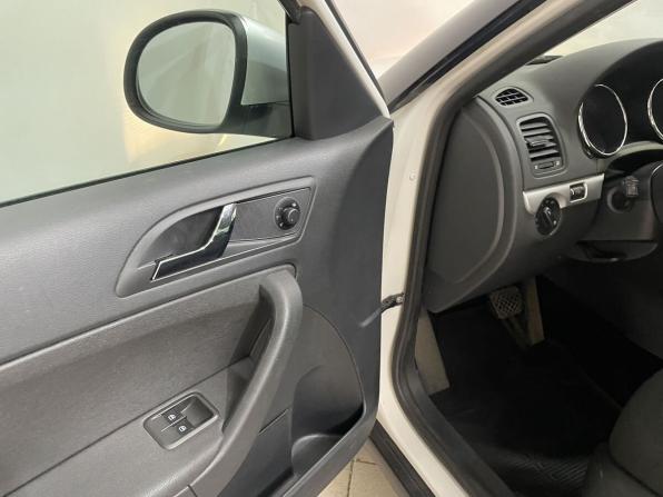 Skoda Yeti I Рестайлинг с пробегом 2014 года, цена 990 000 рублей, 163109 км, внедорожник, Автокод Объявления