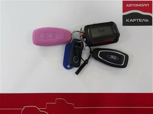 Ford Kuga II Рестайлинг с пробегом 2018 года, цена 1 779 000 рублей, 65500 км, внедорожник, Автокод Объявления