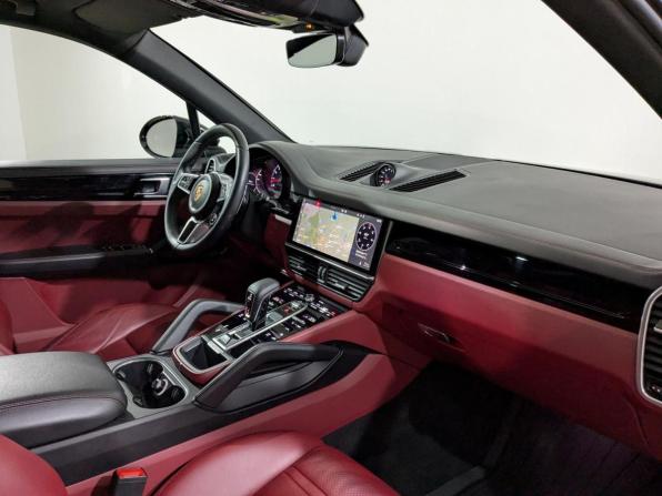 Porsche Cayenne III с пробегом 2018 года, цена 4 900 000 рублей, 250263 км, внедорожник, Автокод Объявления