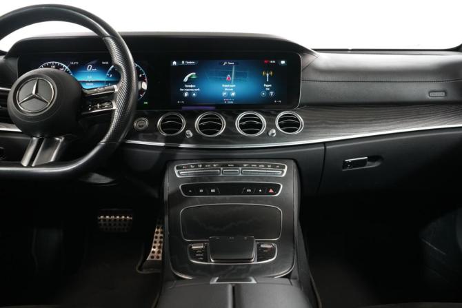 Mercedes-Benz E-Класс V (W213 S213 C238) Рестайлинг с пробегом 2021 года, цена 4 350 000 рублей, 93665 км, седан, Автокод Объявления