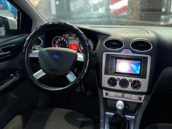 Ford Focus II Рестайлинг с пробегом 2011 года, цена 579 000 рублей, 178000 км, седан, Автокод Объявления