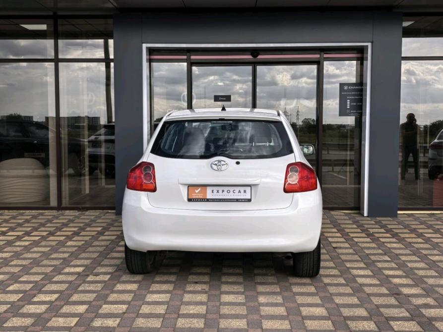 Toyota Auris I Краснодар  - изображение 6