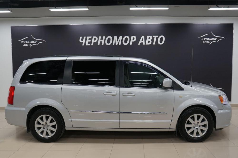 Chrysler Town &amp; Country V Рестайлинг Крым  - изображение 6