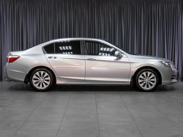 Honda Accord IX с пробегом 2013 года, цена 1 719 000 рублей, 175401 км, седан, Автокод Объявления