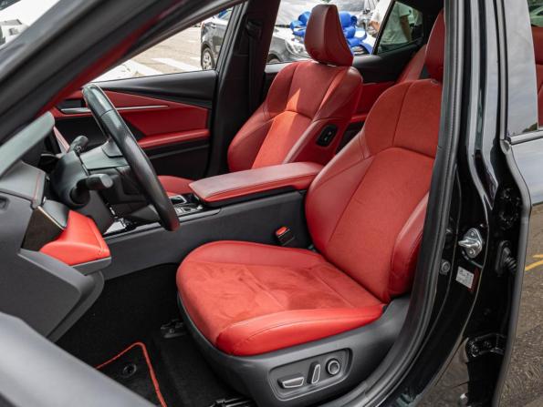 Toyota Camry IX (XV80) China Market с пробегом 2024 года, цена 3 949 000 рублей, 36675 км, седан, Автокод Объявления