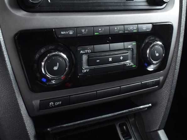 Skoda Octavia II (A5) Рестайлинг с пробегом 2010 года, цена 825 995 рублей, 283335 км, лифтбек, Автокод Объявления
