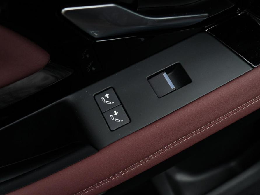 Land Rover Range Rover Evoque II Рестайлинг Москва  - изображение 21