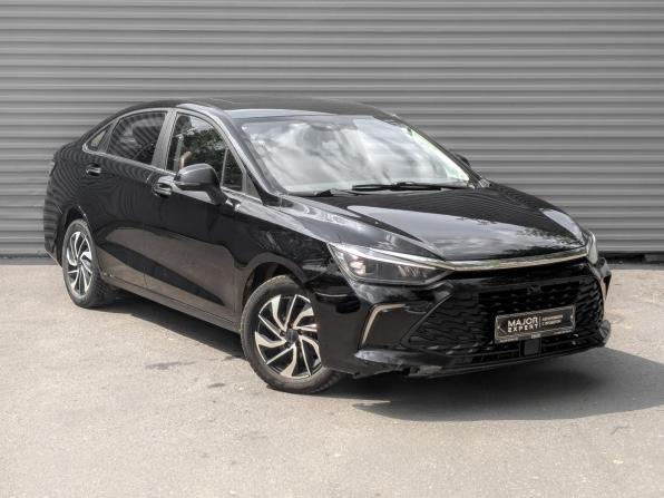 BAIC U5 Plus с пробегом 2023 года, цена 900 000 рублей, 109346 км, седан, Автокод Объявления
