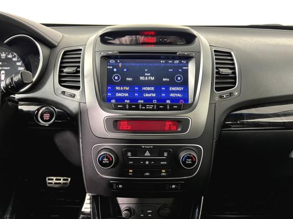 Kia Sorento II Рестайлинг с пробегом 2019 года, цена 2 530 000 рублей, 89456 км, внедорожник, Автокод Объявления