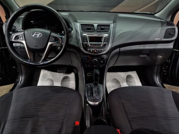 Hyundai Solaris I Рестайлинг с пробегом 2016 года, цена 945 000 рублей, 174569 км, седан, Автокод Объявления