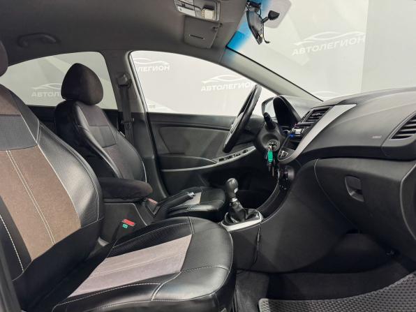 Hyundai Solaris I с пробегом 2013 года, цена 780 000 рублей, 131000 км, седан, Автокод Объявления