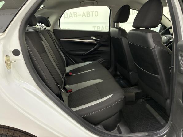 Lada (ВАЗ) Vesta I Рестайлинг (NG) с пробегом 2024 года, цена 1 099 000 рублей, 53000 км, седан, Автокод Объявления