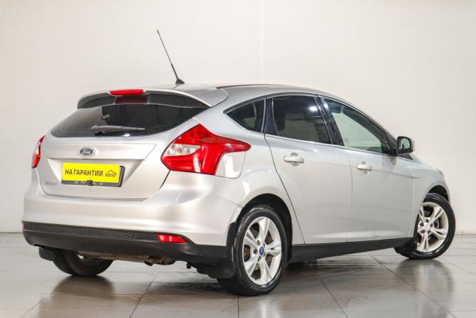 Ford Focus III с пробегом 2013 года, цена 859 000 рублей, 270000 км, хэтчбек, Автокод Объявления