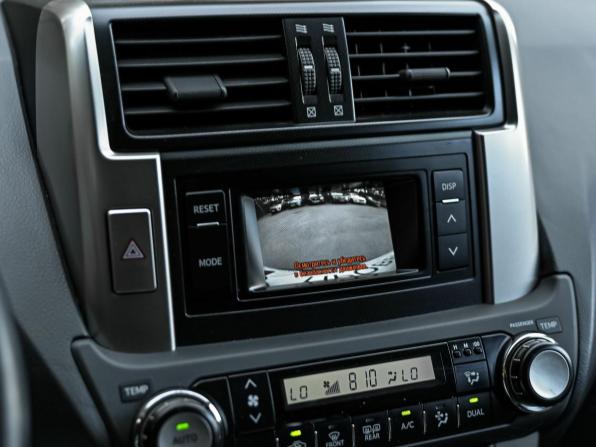 Toyota Land Cruiser Prado 150 Series Рестайлинг 1 с пробегом 2013 года, цена 3 050 000 рублей, 132510 км, внедорожник, Автокод Объявления