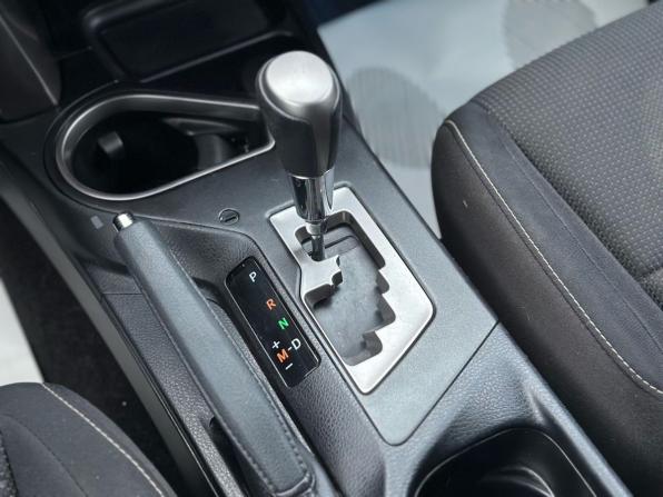 Toyota RAV4 IV (XA40) Рестайлинг с пробегом 2018 года, цена 2 140 000 рублей, 165884 км, внедорожник, Автокод Объявления