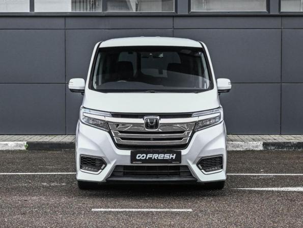 Honda Stepwgn V Рестайлинг с пробегом 2019 года, цена 2 699 000 рублей, 46050 км, минивэн, Автокод Объявления