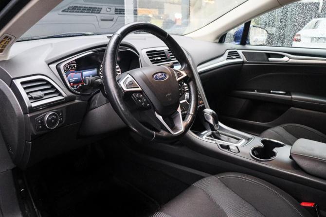 Ford Mondeo V с пробегом 2017 года, цена 1 650 000 рублей, 144199 км, седан, Автокод Объявления