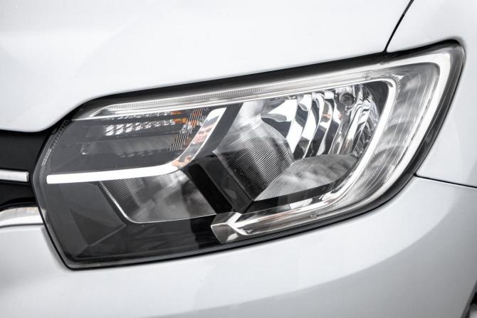 Renault Logan II Рестайлинг с пробегом 2020 года, цена 839 000 рублей, 198000 км, седан, Автокод Объявления