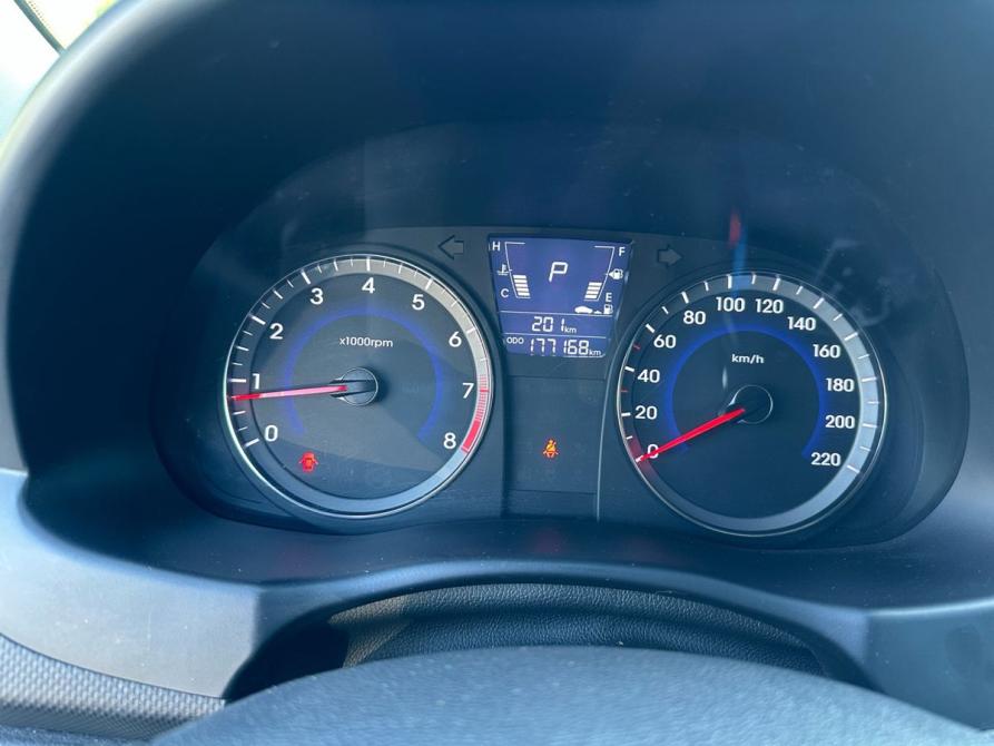 Hyundai Solaris I Нижний Новгород  - изображение 12