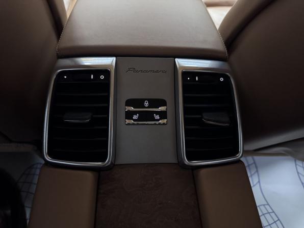 Porsche Panamera I Рестайлинг с пробегом 2013 года, цена 2 460 000 рублей, 171986 км, лифтбек, Автокод Объявления