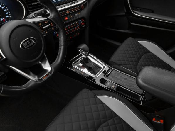 Kia Proceed I с пробегом 2019 года, цена 2 330 000 рублей, 44823 км, универсал, Автокод Объявления