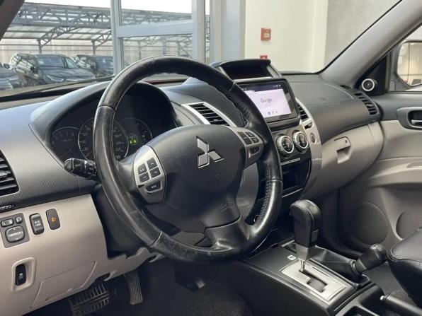 Mitsubishi Pajero Sport II Рестайлинг с пробегом 2015 года, цена 2 070 000 рублей, 158000 км, внедорожник, Автокод Объявления