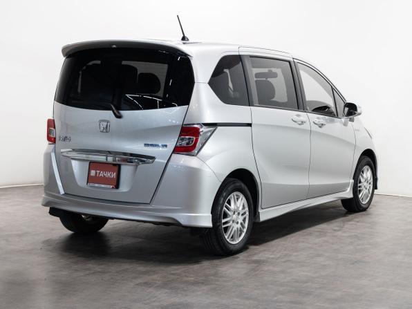 Honda Freed I Рестайлинг 2 с пробегом 2014 года, цена 1 035 000 рублей, 180200 км, компактвэн, Автокод Объявления
