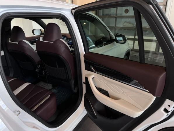 Geely Monjaro I с пробегом 2023 года, цена 3 440 000 рублей, 22606 км, внедорожник, Автокод Объявления