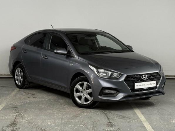 Hyundai Solaris II с пробегом 2017 года, цена 1 185 000 рублей, 136266 км, седан, Автокод Объявления