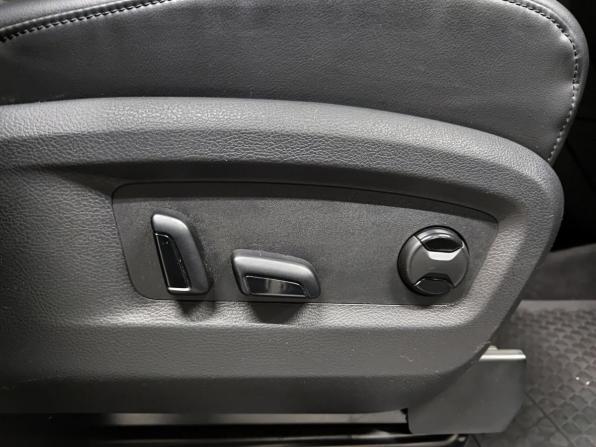 Volkswagen Multivan T6 с пробегом 2016 года, цена 4 450 000 рублей, 181712 км, минивэн, Автокод Объявления