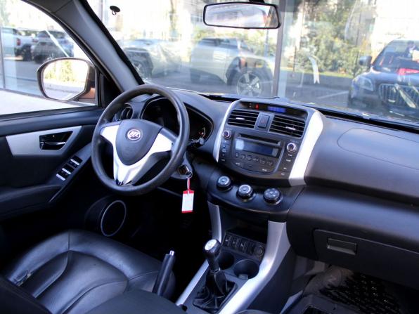 Lifan X60 I Рестайлинг с пробегом 2016 года, цена 595 000 рублей, 106802 км, внедорожник, Автокод Объявления