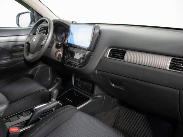 Mitsubishi Outlander III Рестайлинг 2 с пробегом 2017 года, цена 1 349 000 рублей, 128520 км, внедорожник, Автокод Объявления