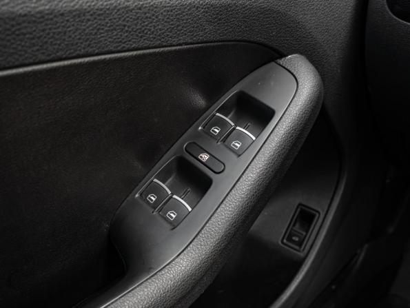 Volkswagen Jetta VI Рестайлинг с пробегом 2015 года, цена 1 399 000 рублей, 153994 км, седан, Автокод Объявления