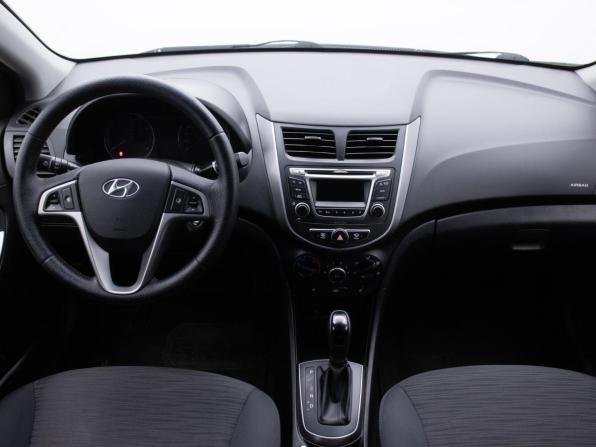 Hyundai Solaris I Рестайлинг с пробегом 2016 года, цена 995 000 рублей, 113226 км, седан, Автокод Объявления