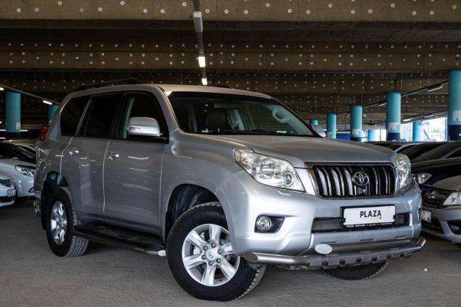 Toyota Land Cruiser Prado 150 Series с пробегом 2010 года, цена 2 550 000 рублей, 246765 км, внедорожник, Автокод Объявления