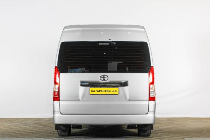 Toyota HiAce H300 с пробегом 2021 года, цена 5 149 000 рублей, 151000 км, минивэн, Автокод Объявления