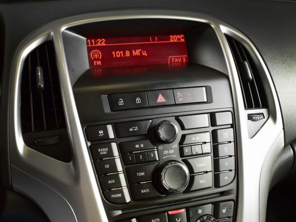 Opel Astra J Рестайлинг с пробегом 2013 года, цена 899 999 рублей, 116660 км, седан, Автокод Объявления