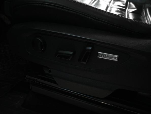 Volkswagen Amarok I Рестайлинг с пробегом 2017 года, цена 3 179 000 рублей, 195526 км, offers.body_type.unknown, Автокод Объявления
