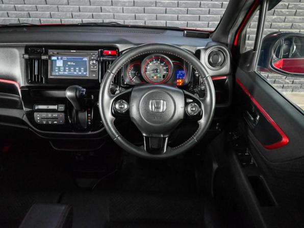Honda N-WGN I Рестайлинг с пробегом 2018 года, цена 960 000 рублей, 68704 км, хэтчбек, Автокод Объявления