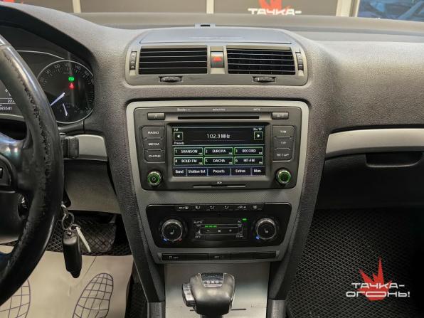 Skoda Octavia II (A5) Рестайлинг с пробегом 2010 года, цена 777 000 рублей, 165000 км, лифтбек, Автокод Объявления