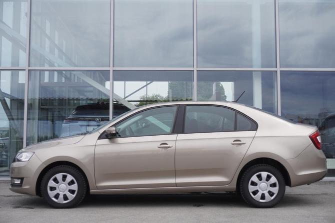 Skoda Rapid I Рестайлинг с пробегом 2019 года, цена 1 275 000 рублей, 103000 км, лифтбек, Автокод Объявления