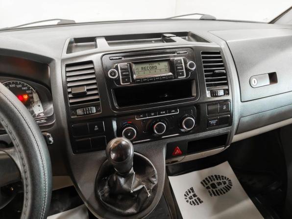 Volkswagen Caravelle T5 Рестайлинг с пробегом 2011 года, цена 1 350 000 рублей, 442781 км, минивэн, Автокод Объявления